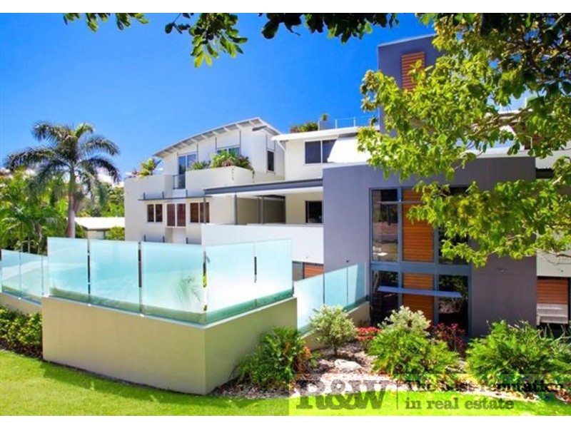 2 ‘Trieste’/33 Elanda Street, Sunshine Beach QLD 4567