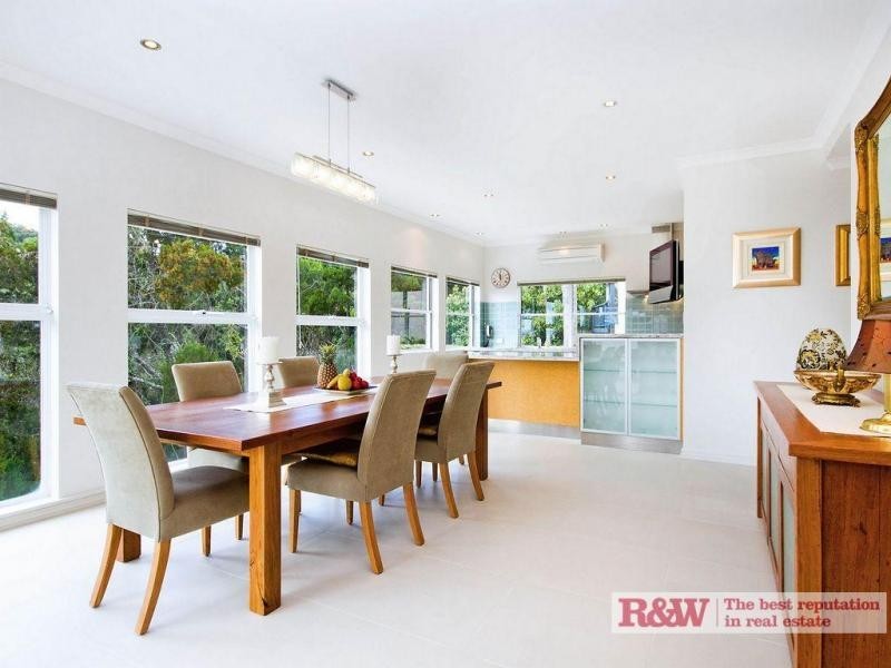 28 Angler Street, Noosa Heads QLD 4567