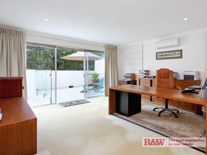 28 Angler Street, Noosa Heads QLD 4567
