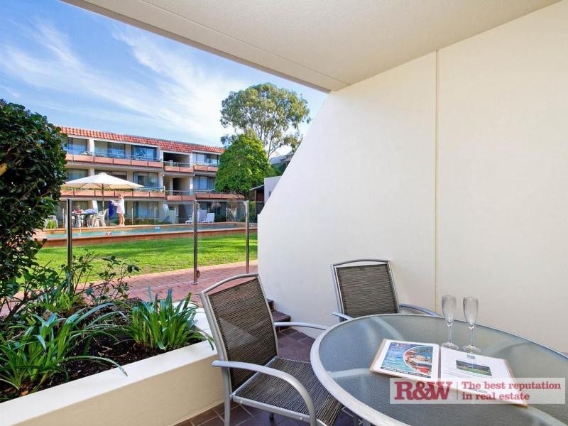 104-105/6 Hotel Laguna, Hastings Street, Noosa Heads QLD 4567