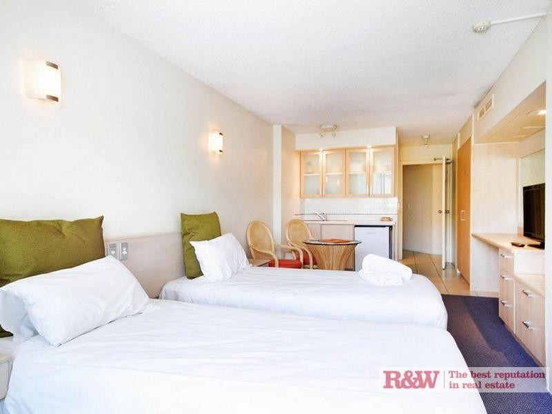 104-105/6 Hotel Laguna, Hastings Street, Noosa Heads QLD 4567