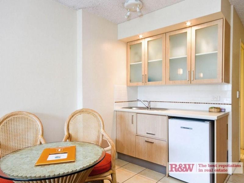 104-105/6 Hotel Laguna, Hastings Street, Noosa Heads QLD 4567