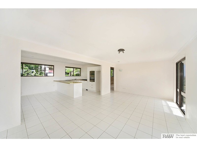 23 Eugarie Street, Noosa Heads QLD 4567