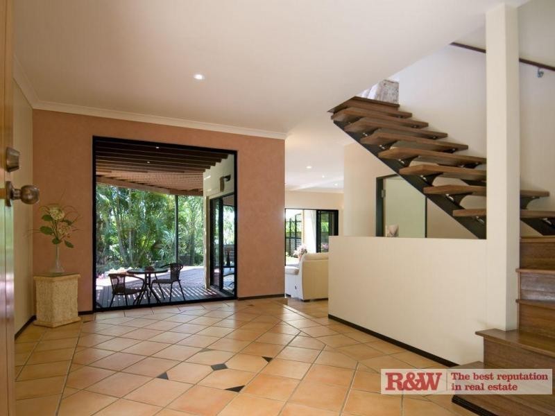 6 Mirrabook Court, Noosa Heads QLD 4567