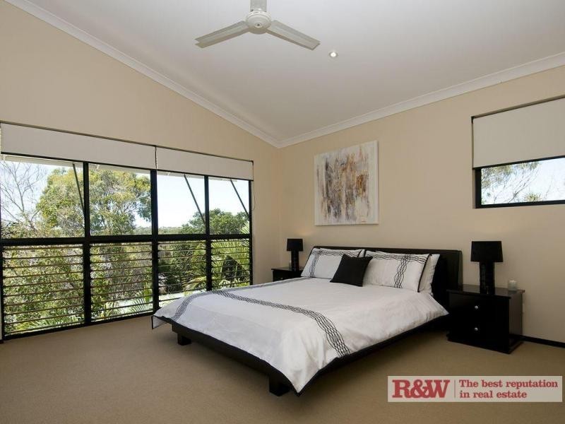 6 Mirrabook Court, Noosa Heads QLD 4567