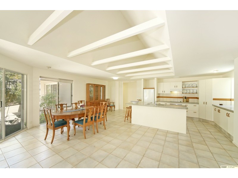 28 Sarah Court, Noosa Heads QLD 4567