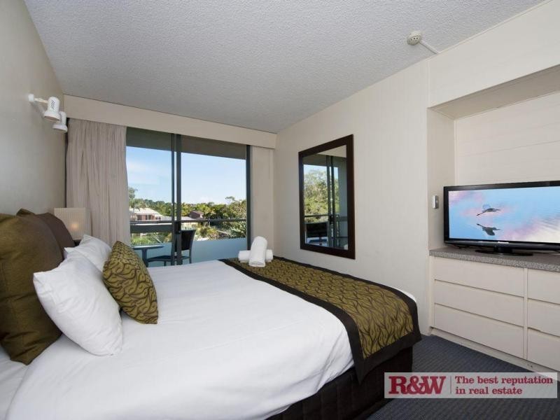 208/209/6 ‘Hotel Laguna’ Hastings Street, Noosa Heads QLD 4567