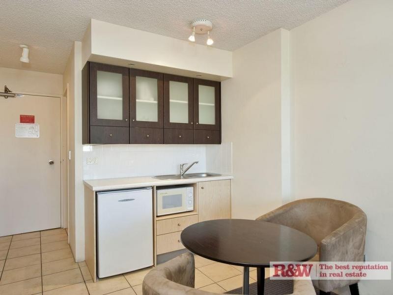 208/209/6 ‘Hotel Laguna’ Hastings Street, Noosa Heads QLD 4567