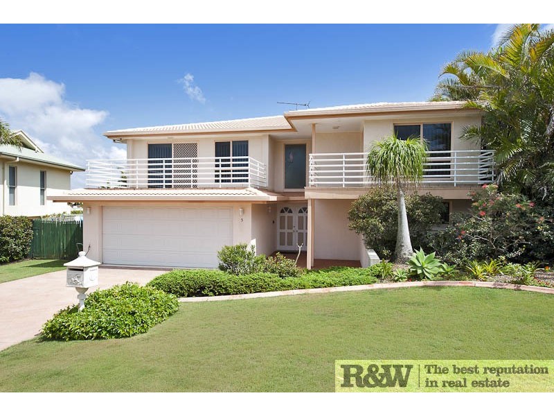 5 Tropicana Rise, Castaways Beach QLD 4567