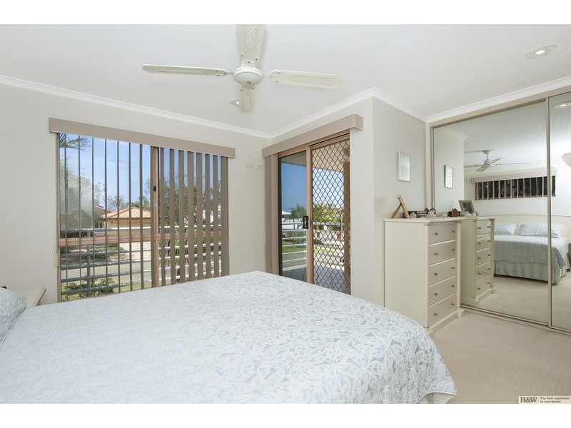 5 Tropicana Rise, Castaways Beach QLD 4567