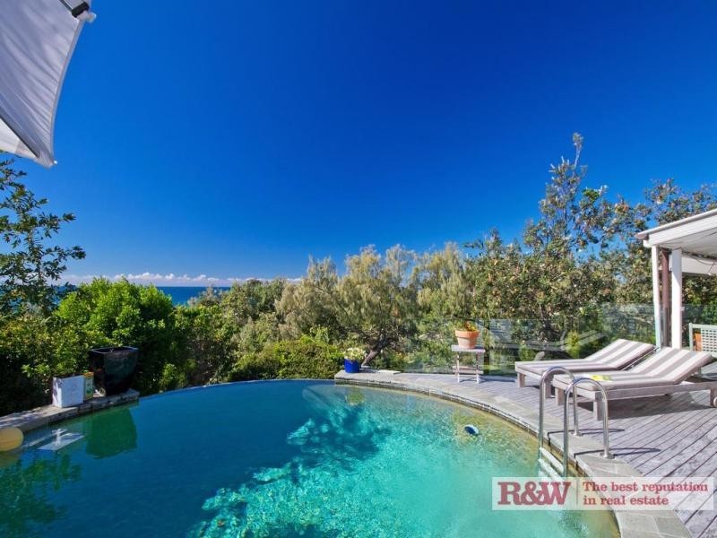 27 ‘The Beach Houses’ Ross Crescent, Sunshine Beach QLD 4567