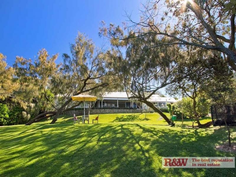 27 ‘The Beach Houses’ Ross Crescent, Sunshine Beach QLD 4567