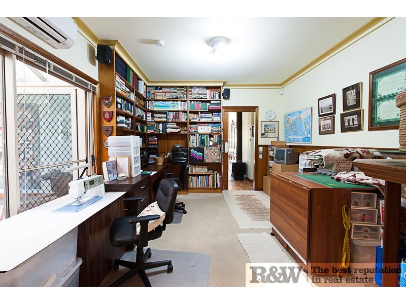 9 Dolphin Crescent, Noosa Heads QLD 4567