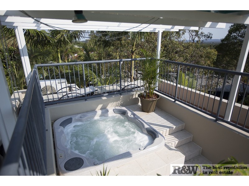 117 ‘Noosa Blue’/16 Noosa Drive, Noosa Heads QLD 4567