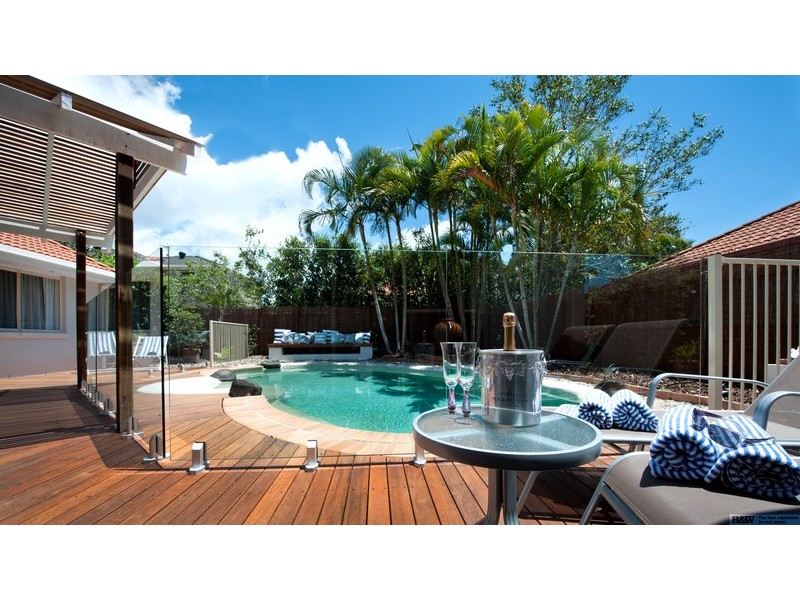 10 Sternlight Street, Noosa Waters QLD 4566