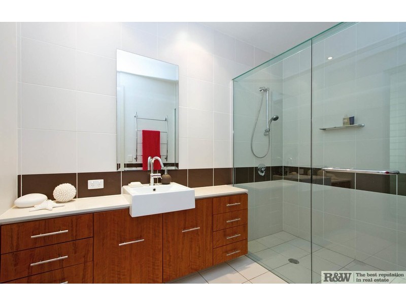 38  Angler Street, Noosa Heads QLD 4567