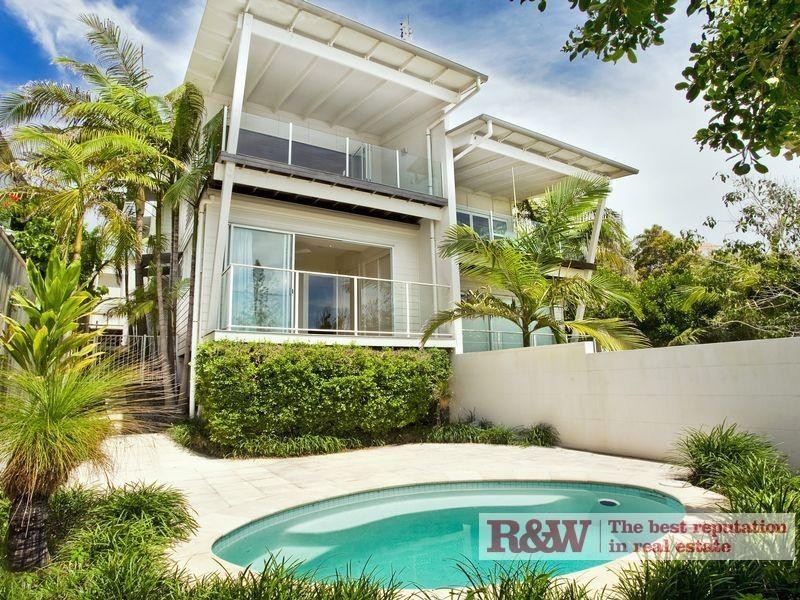 2/18 Stevens Street, Sunshine Beach QLD 4567