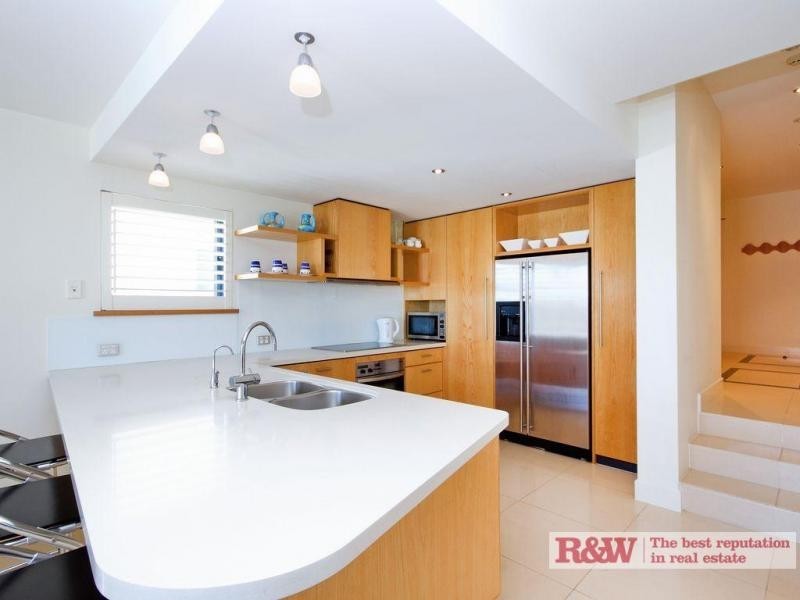 1/23 Hastings Street, Noosa Heads QLD 4567