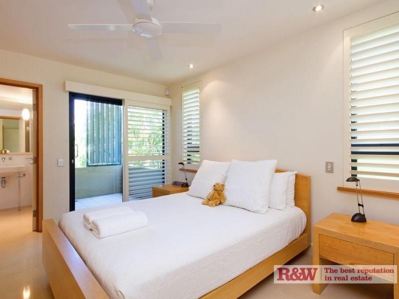 1/23 Hastings Street, Noosa Heads QLD 4567