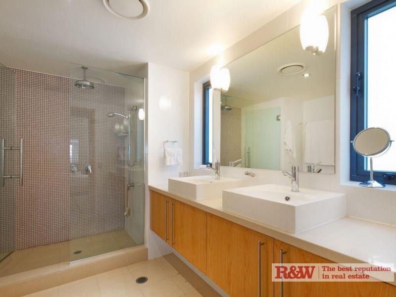 1/23 Hastings Street, Noosa Heads QLD 4567