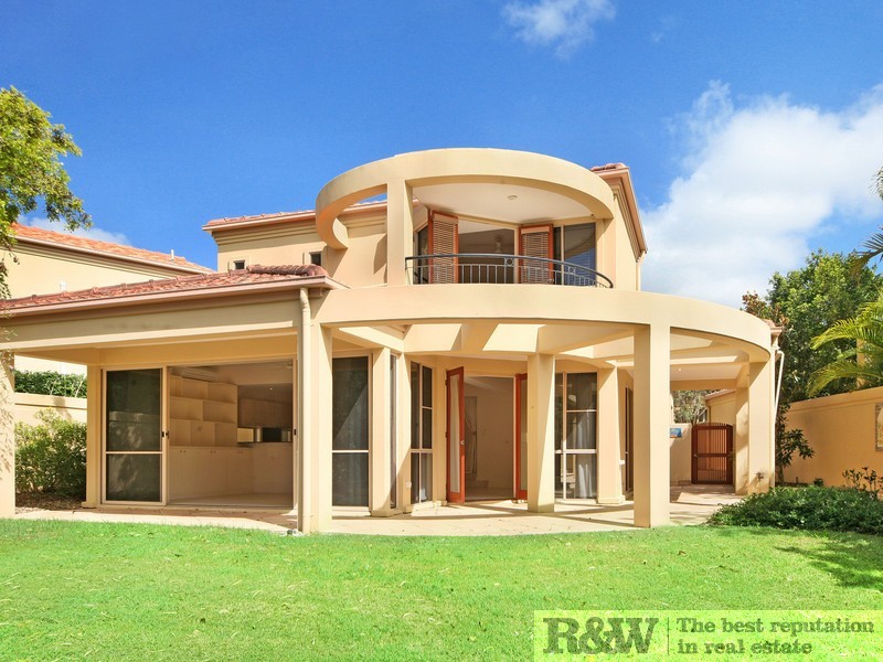 135 ‘The Cascades’/61 Noosa Springs Drive, Noosa Heads QLD 4567