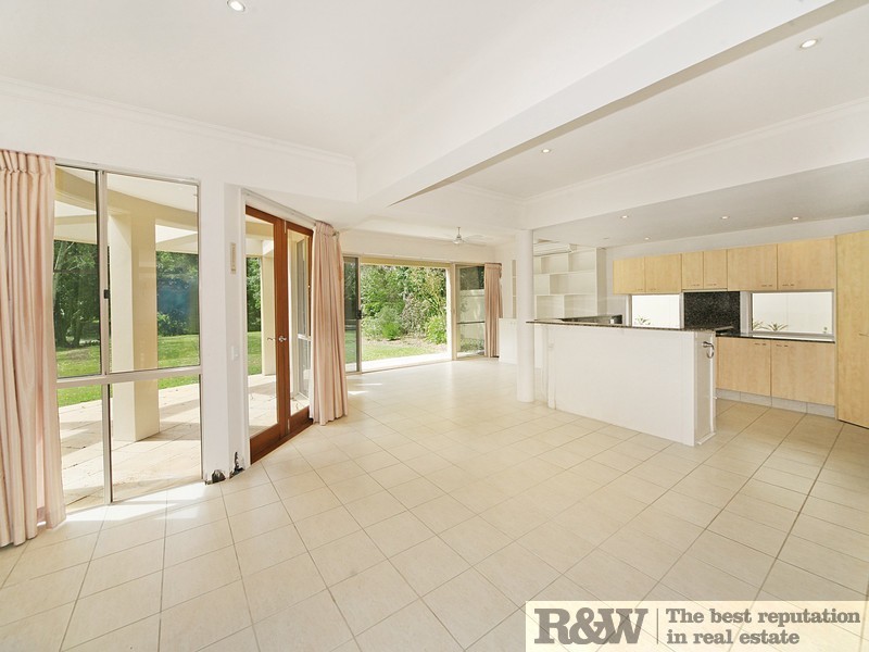 135 ‘The Cascades’/61 Noosa Springs Drive, Noosa Heads QLD 4567