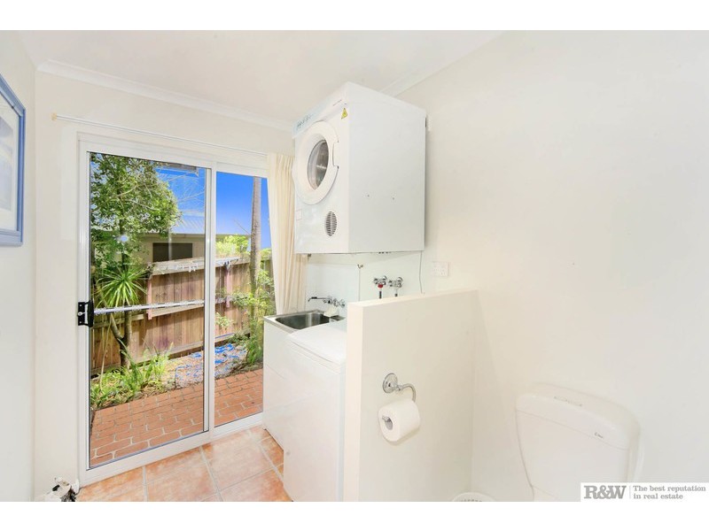 1 ‘Villa Mango’/15 Bottlebrush Avenue, Noosa Heads QLD 4567
