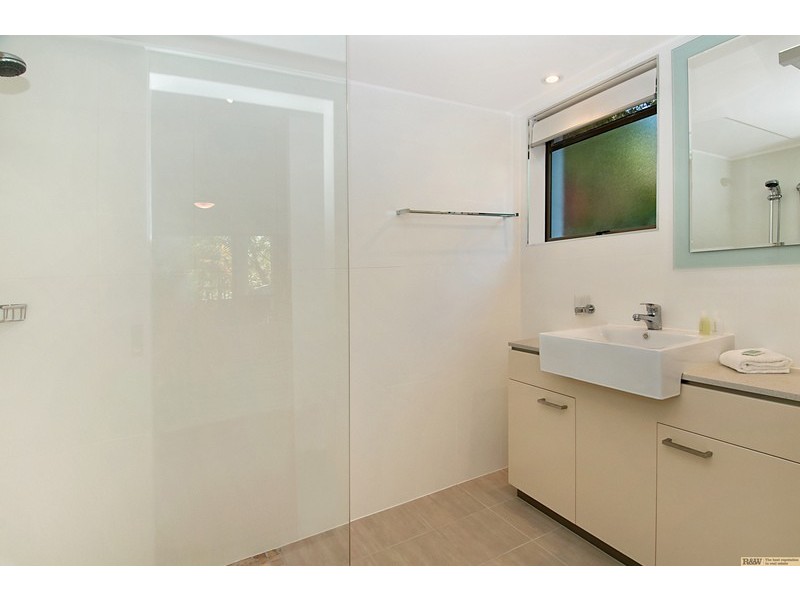 2/42 Alderley Terrace, Noosa Heads QLD 4567