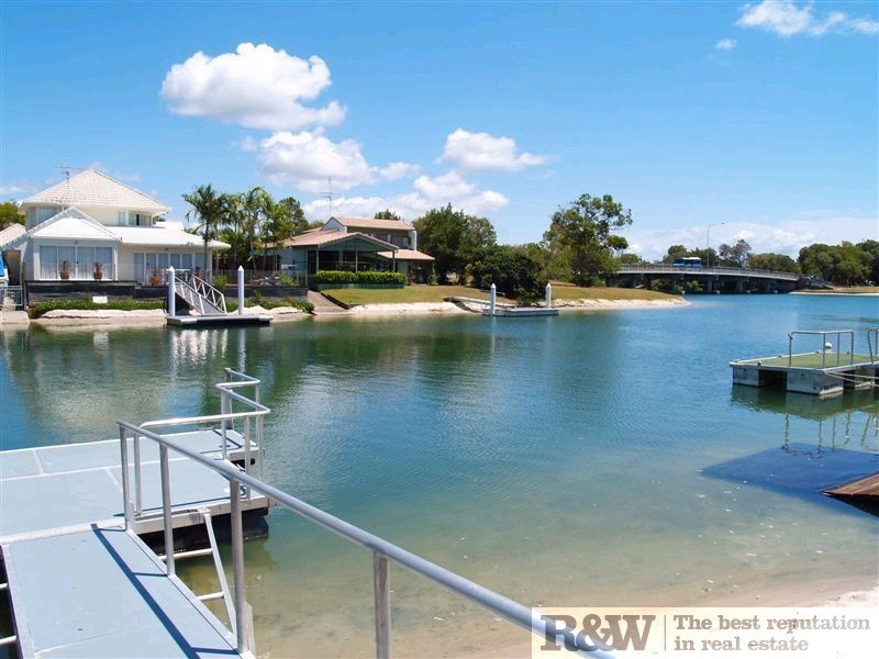 15 Wyuna Drive, Noosa Heads QLD 4567