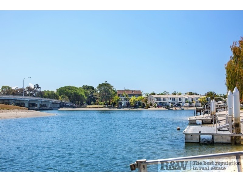 15 Wyuna Drive, Noosa Heads QLD 4567