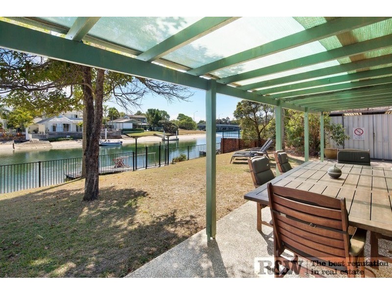 15 Wyuna Drive, Noosa Heads QLD 4567