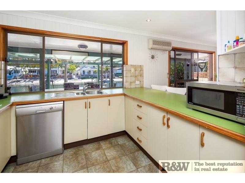 15 Wyuna Drive, Noosa Heads QLD 4567