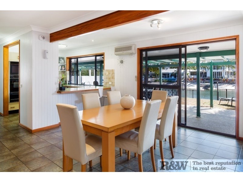 15 Wyuna Drive, Noosa Heads QLD 4567