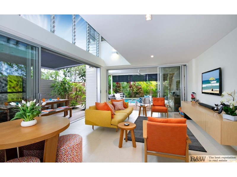 1/17 Ferguson Street, Sunshine Beach QLD 4567