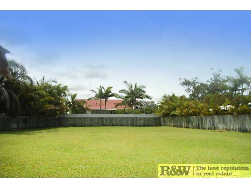 12 Dolphin Crescent, Noosa Heads QLD 4567