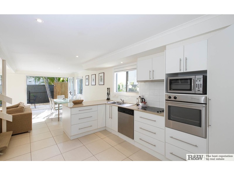 3 “The Islander”/25 Noosa Parade, Noosa Heads QLD 4567