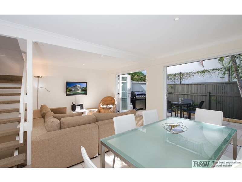 3 “The Islander”/25 Noosa Parade, Noosa Heads QLD 4567