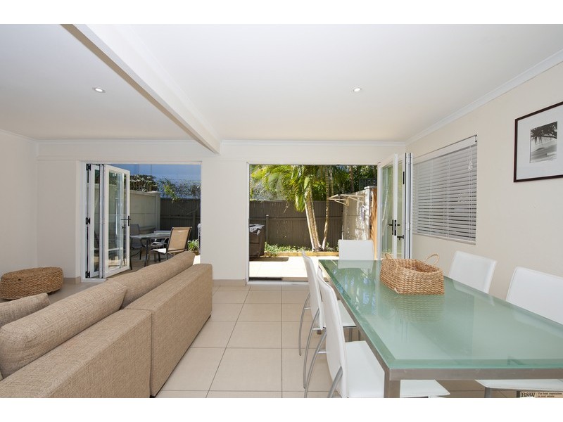 3 “The Islander”/25 Noosa Parade, Noosa Heads QLD 4567