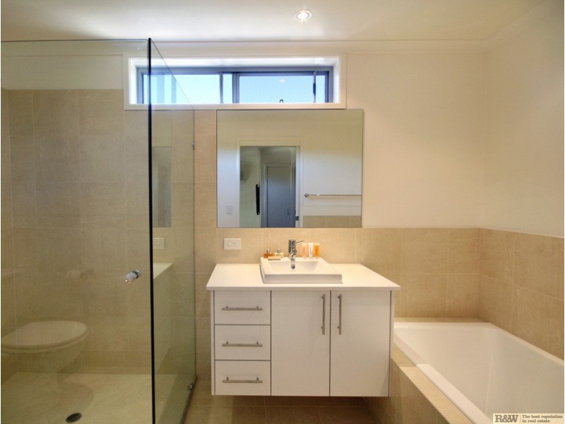 3 “The Islander”/25 Noosa Parade, Noosa Heads QLD 4567