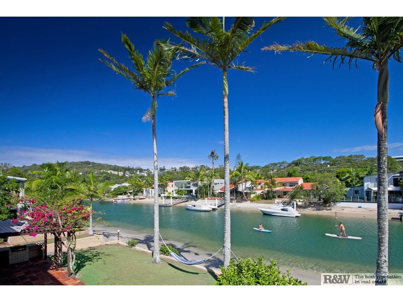 18 Wesley Court, Noosa Heads QLD 4567