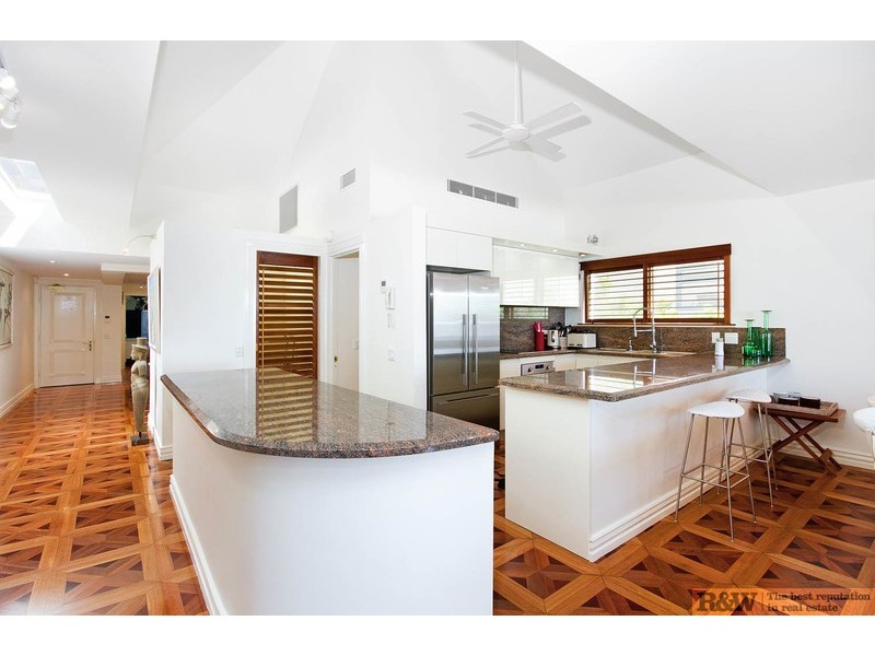 ‘La Mer Noosa Penthouse’/37 Hastings Street, Noosa Heads QLD 4567