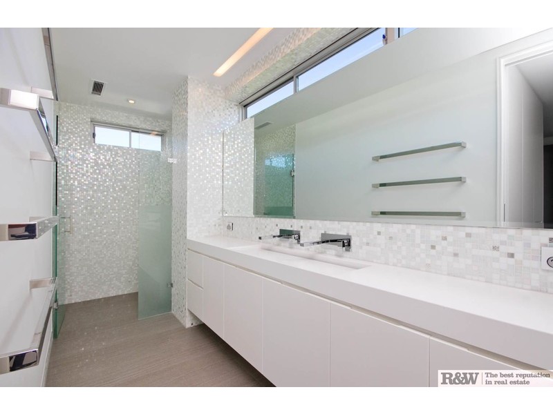 5 ‘Sandpiper’/33 Hastings Street, Noosa Heads QLD 4567