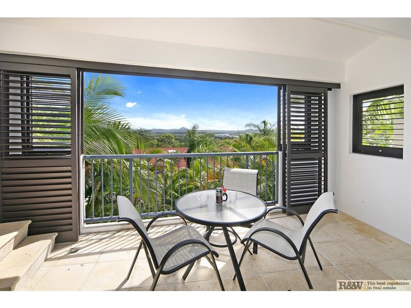 306 “Noosa Blue Resort”/16 Noosa Drive, Noosa Heads QLD 4567