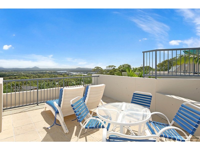 306 “Noosa Blue Resort”/16 Noosa Drive, Noosa Heads QLD 4567