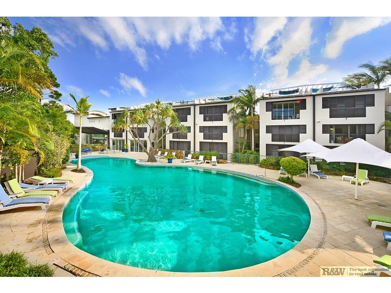 306 “Noosa Blue Resort”/16 Noosa Drive, Noosa Heads QLD 4567