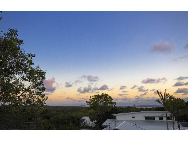 12 WYONA DRIVE, Noosa Heads QLD 4567