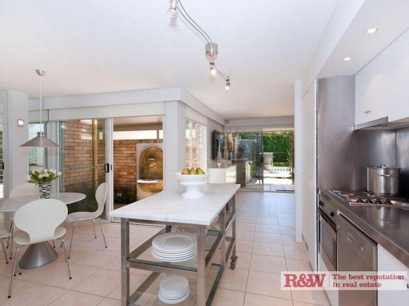 1/33 ‘Marola’, Noosa Parade, Noosa Heads QLD 4567