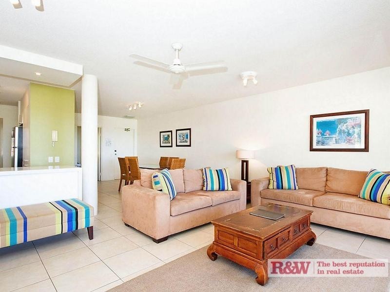 11/2 Noosa Crest, Noosa Drive, Noosa Heads QLD 4567