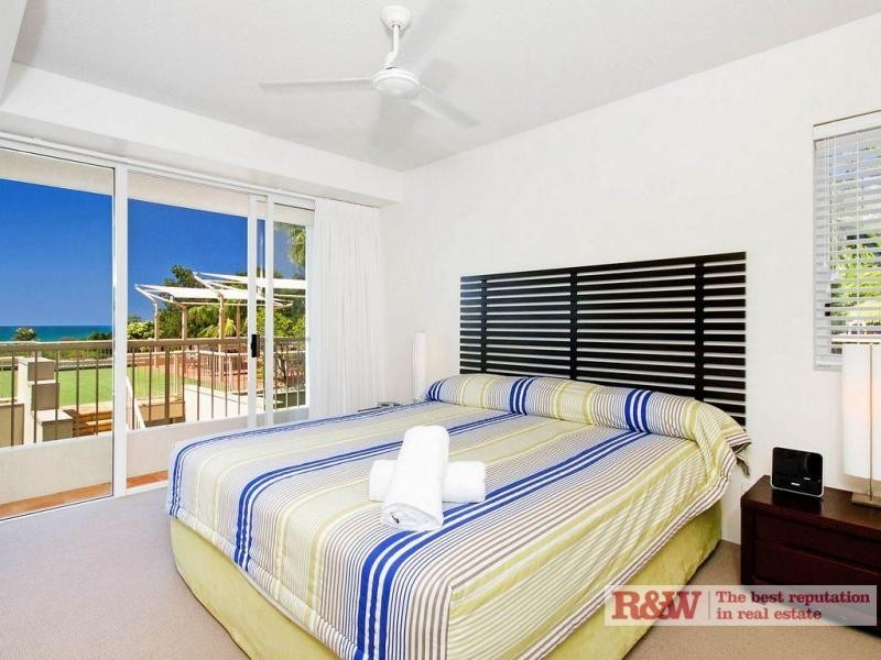 11/2 Noosa Crest, Noosa Drive, Noosa Heads QLD 4567
