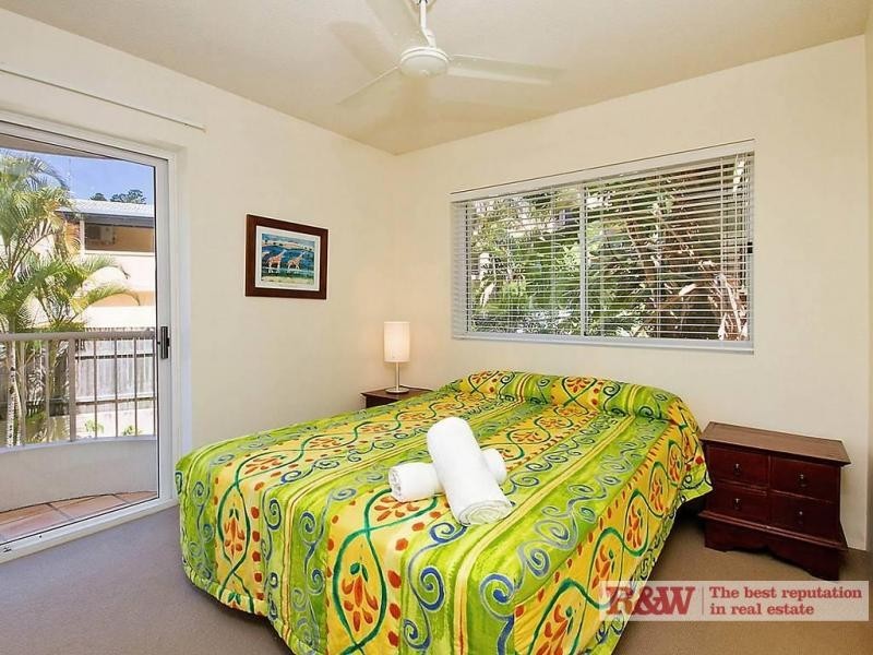 11/2 Noosa Crest, Noosa Drive, Noosa Heads QLD 4567